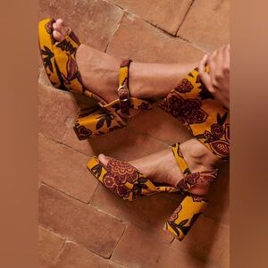 NIB - Sezane Ginnie heels - size 39 or US 8